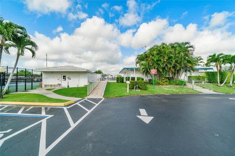 A home in Plantation