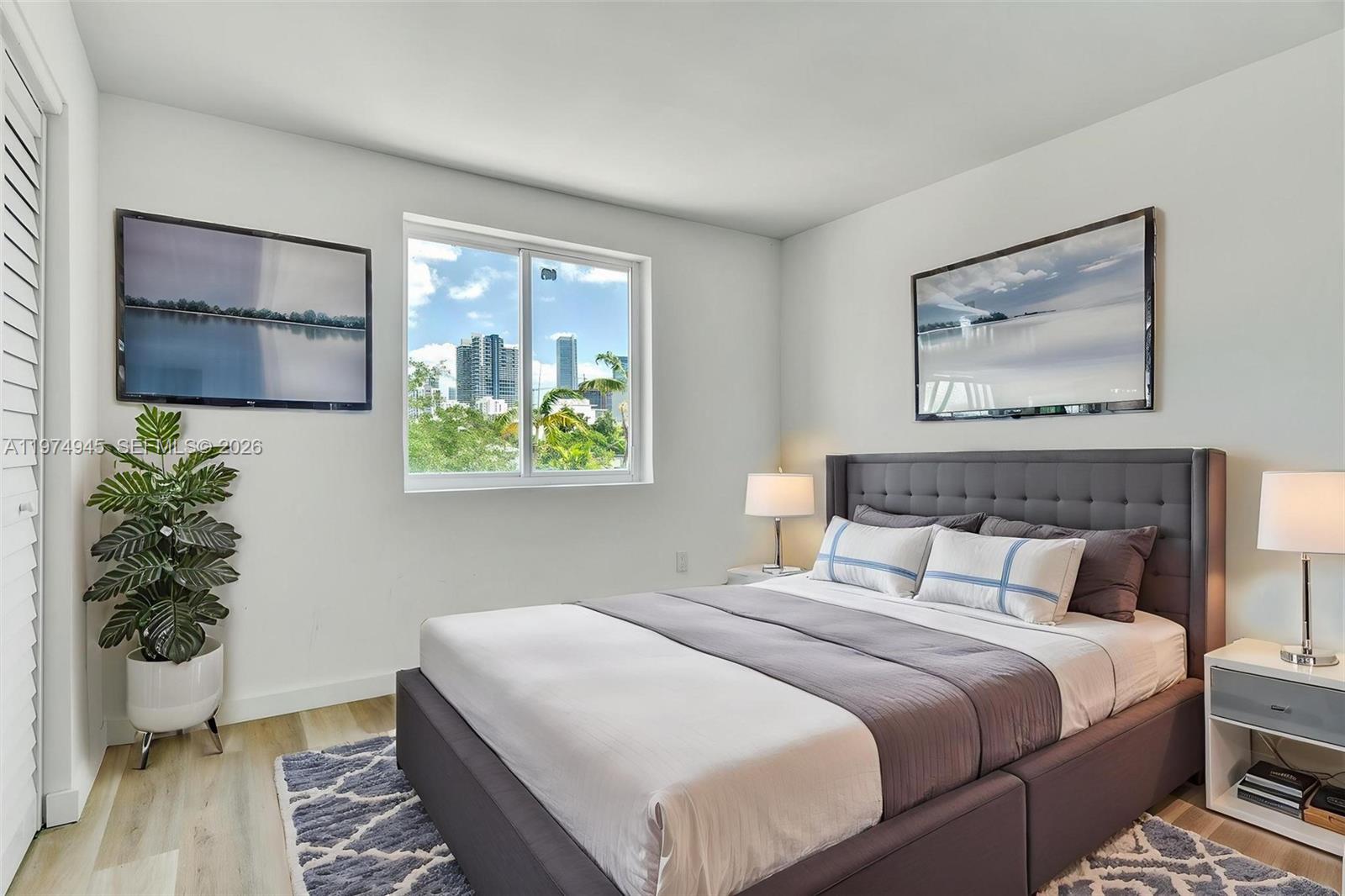 CITY OF MIAMI SOUTH - Residential Lease