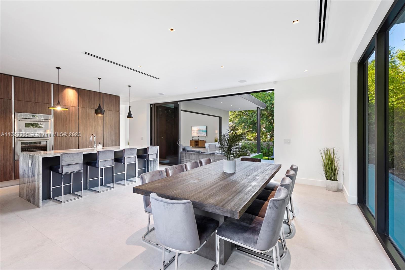 NORTH BAY ISLAND - Residential