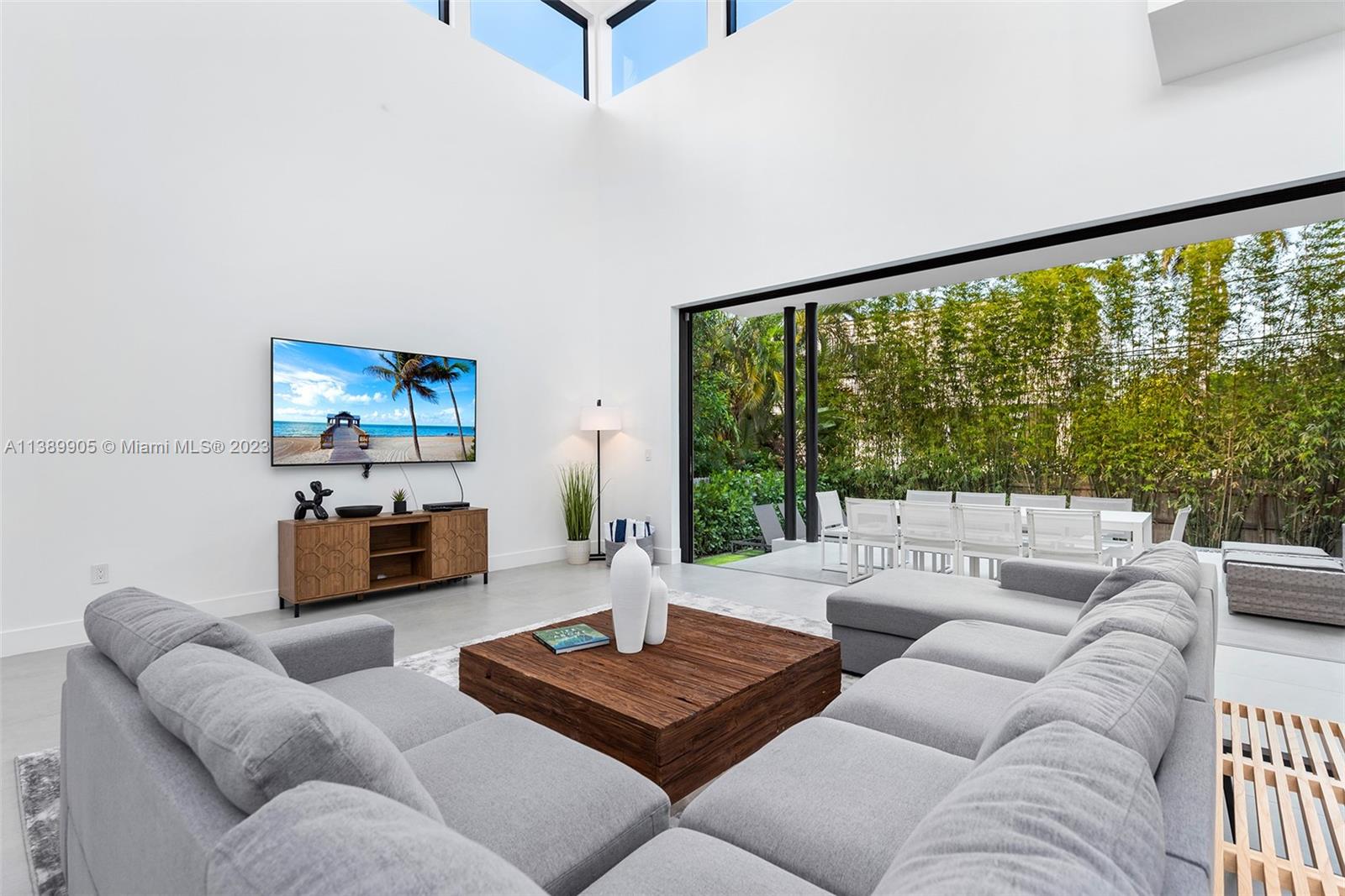 NORTH BAY ISLAND - Residential