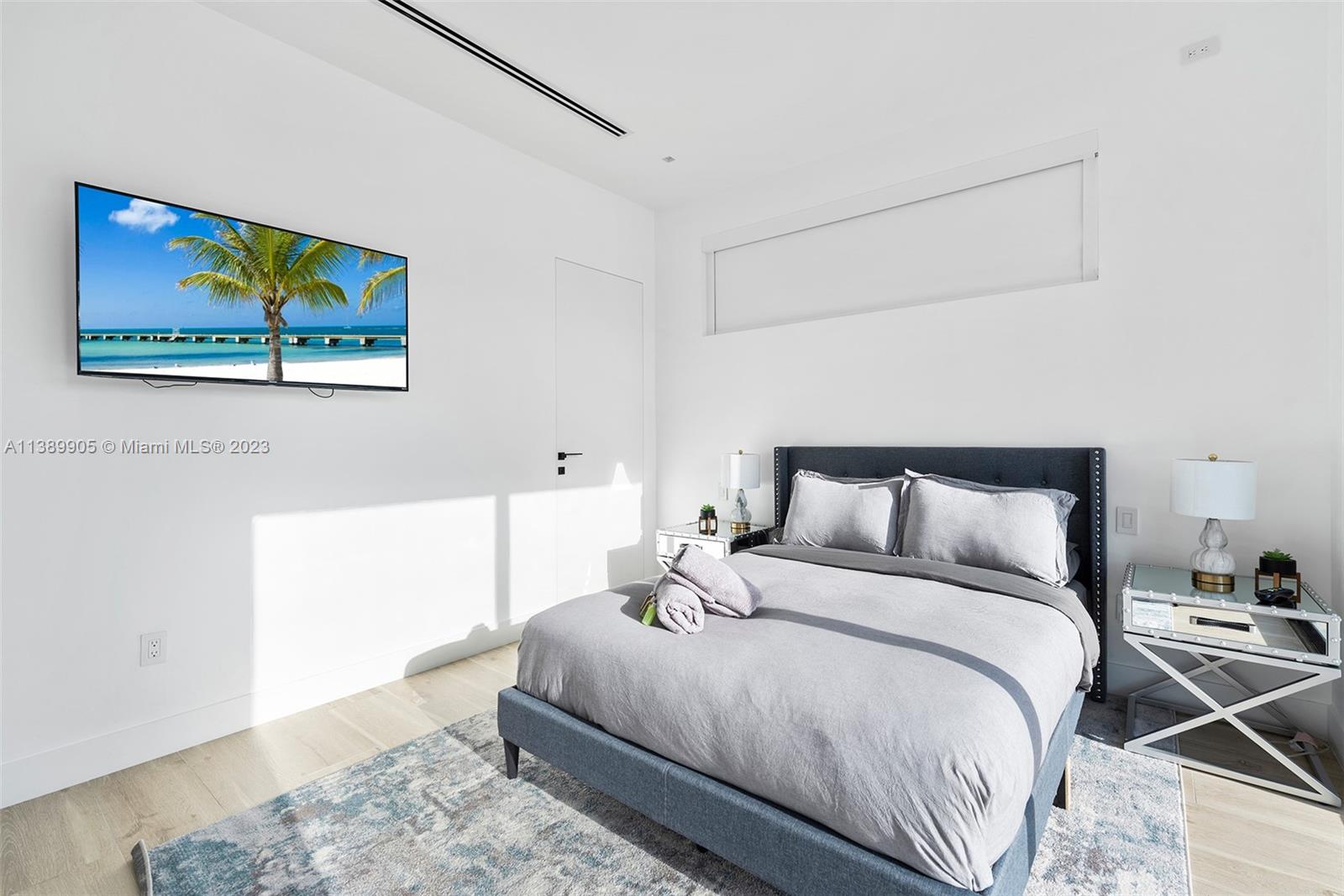NORTH BAY ISLAND - Residential