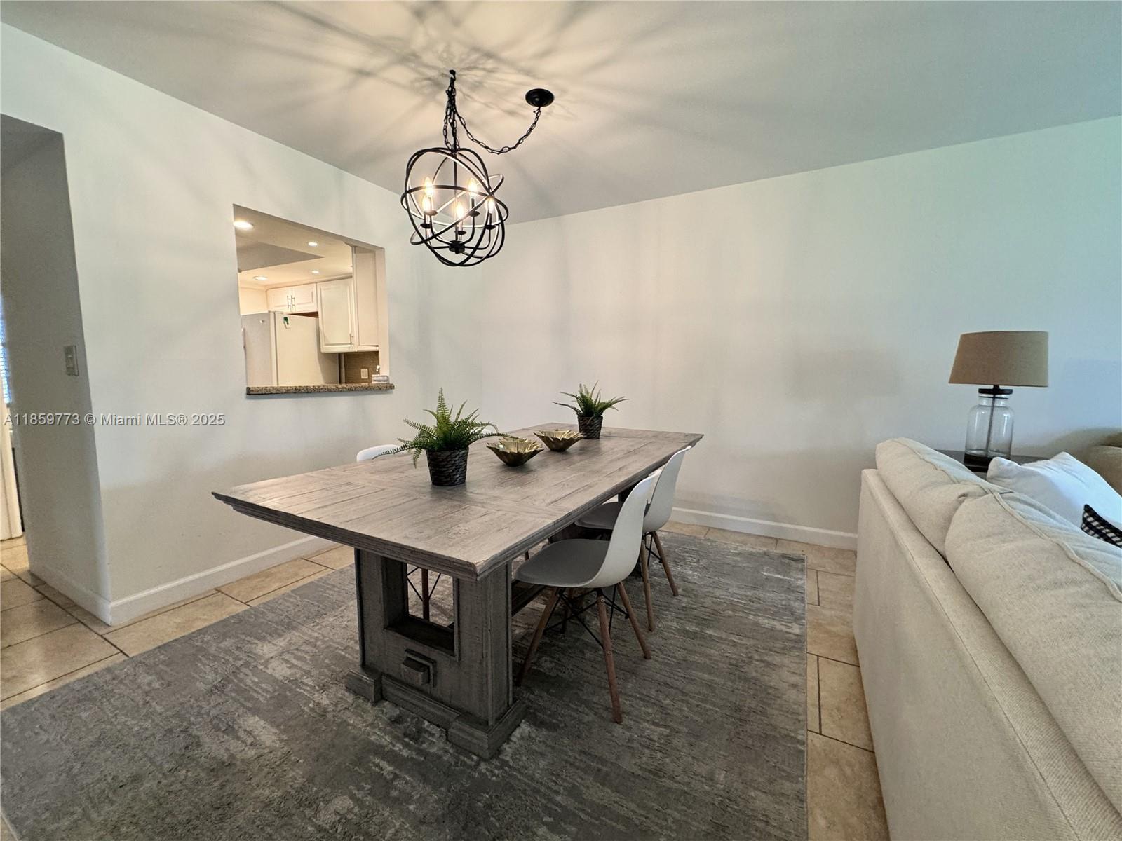 NO 87 PALM-AIRE COUNTRY C - Residential Lease