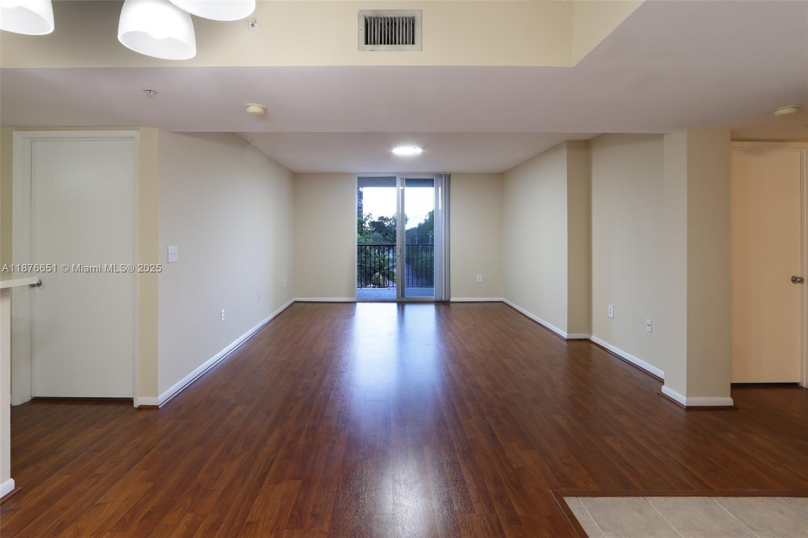 LAS OLAS BY THE RIVER CON - Residential Lease