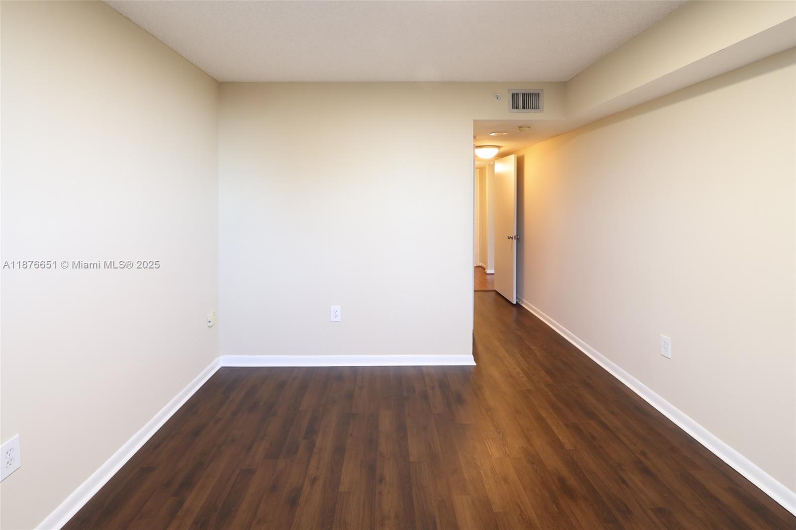 LAS OLAS BY THE RIVER CON - Residential Lease