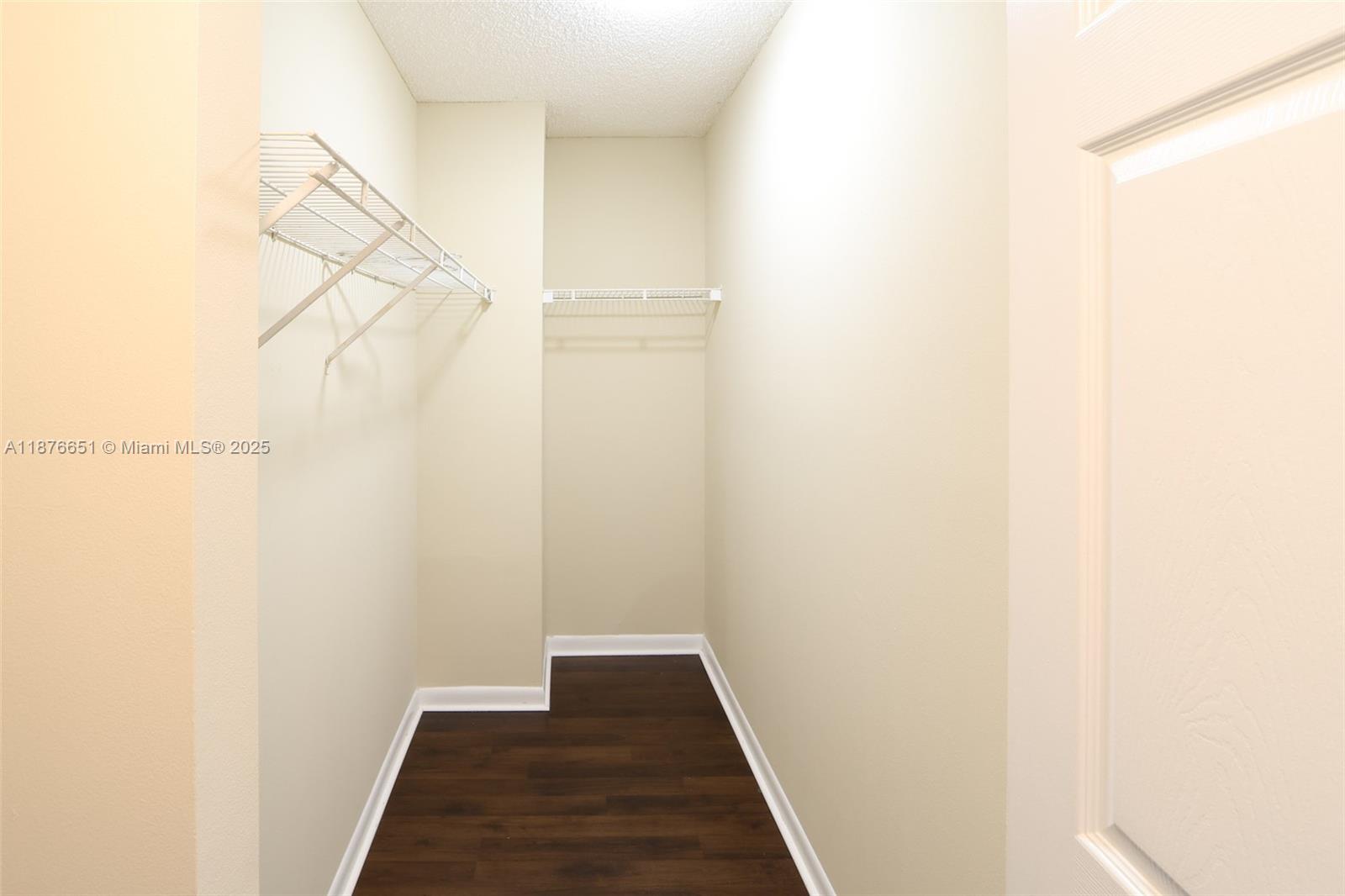 LAS OLAS BY THE RIVER CON - Residential Lease