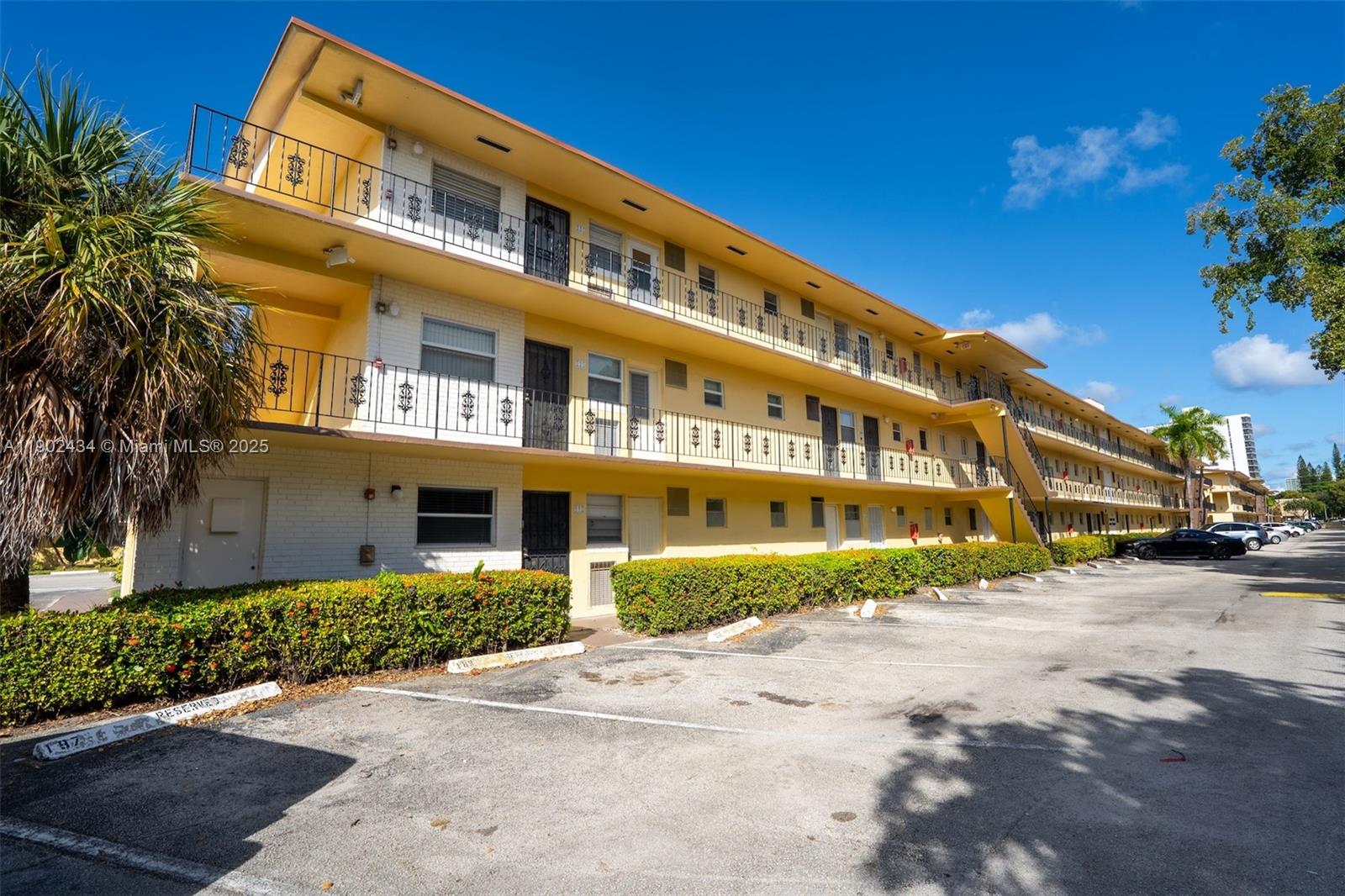 BISC LAKE GARDENS NO 2 BL - Residential Lease