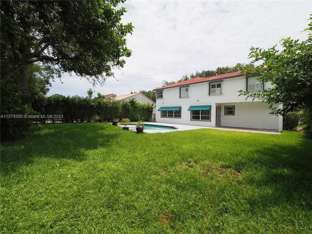 EMBASSY LAKES PHASE II - Residential