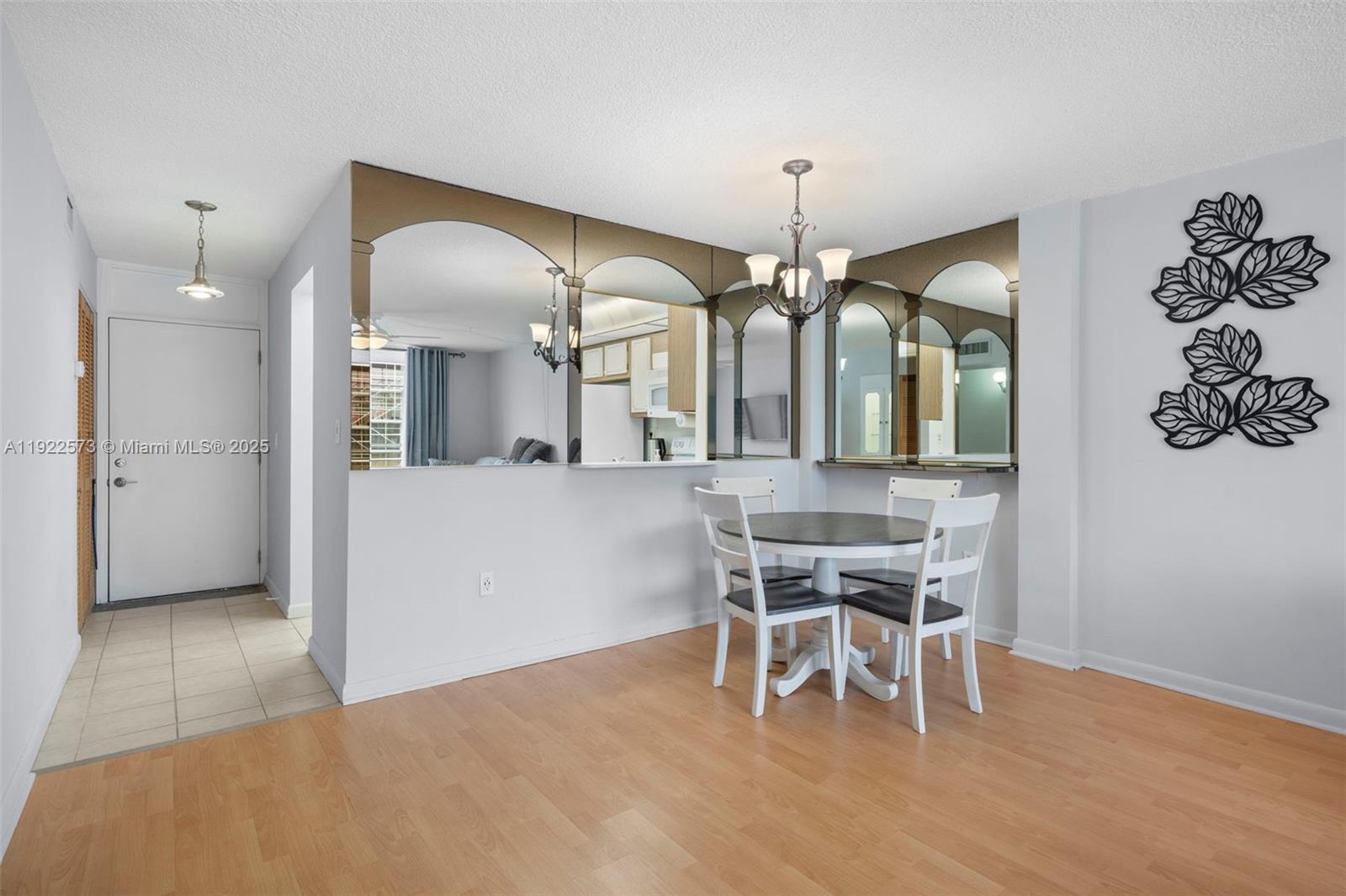 EDEN ISLES CONDO PART 1 - Residential