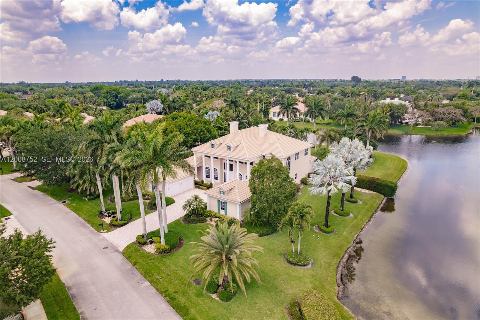 STONEBROOK ESTATES - Residential