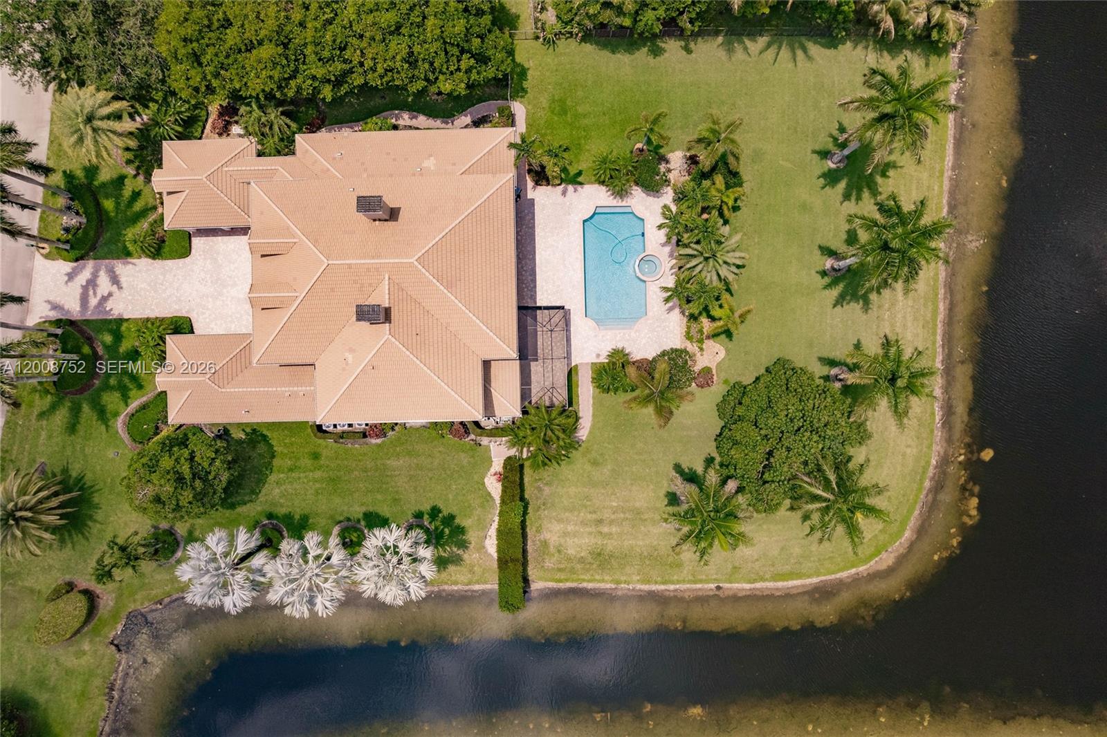 STONEBROOK ESTATES - Residential