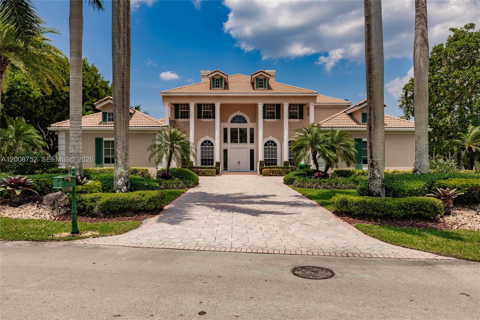 STONEBROOK ESTATES - Residential
