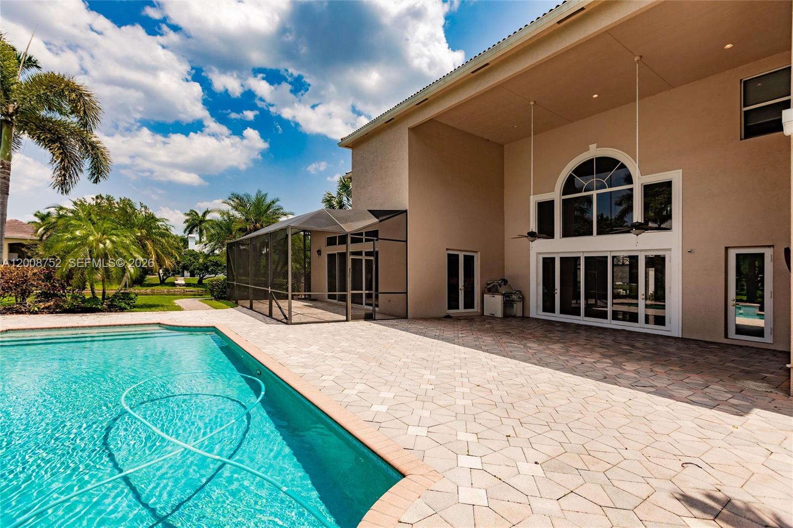 STONEBROOK ESTATES - Residential