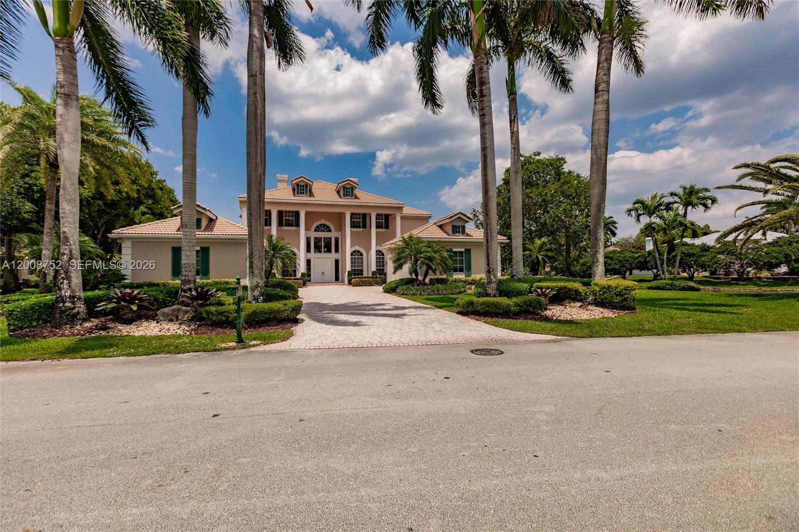 STONEBROOK ESTATES - Residential