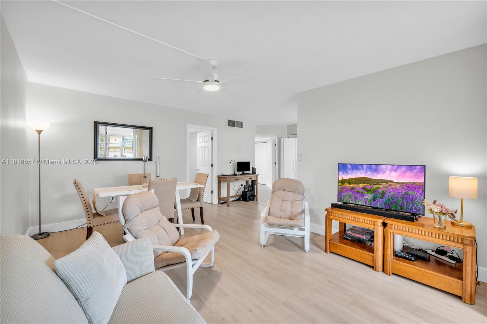 LIME BAY CONDOMINIUM 5 - Residential