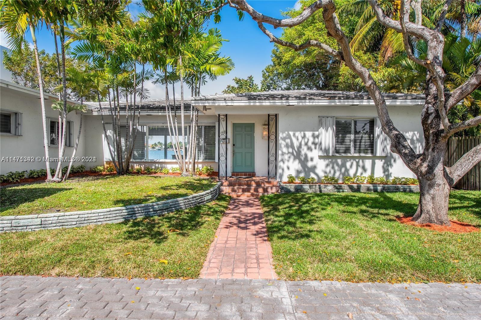 Rental Property at 1275 N Biscayne Point Rd, Miami Beach, Miami-Dade County, Florida - Bedrooms: 4 
Bathrooms: 3  - $11,500 MO.