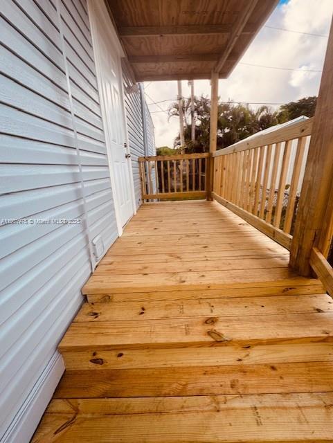 PLANTATION MANOR ESTATES - Residential Lease