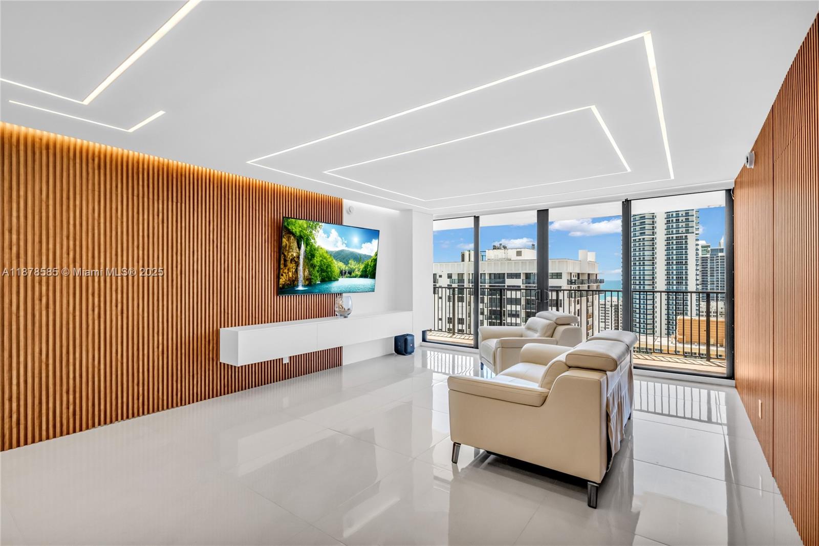 2201 S Ocean Dr 2808