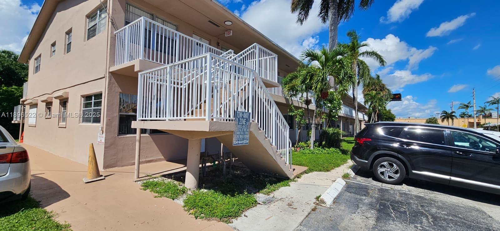 PARK SIDE MANOR B CONDO I - Residential Lease