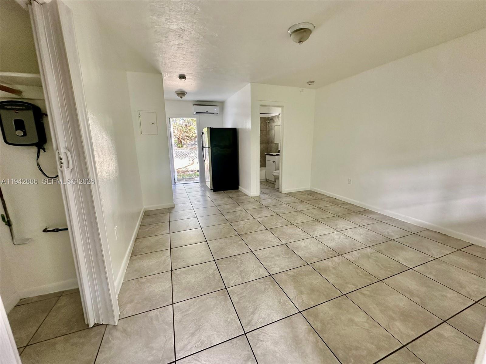 RAILWAY SHOPS ADDN 2ND AM - Residential Lease