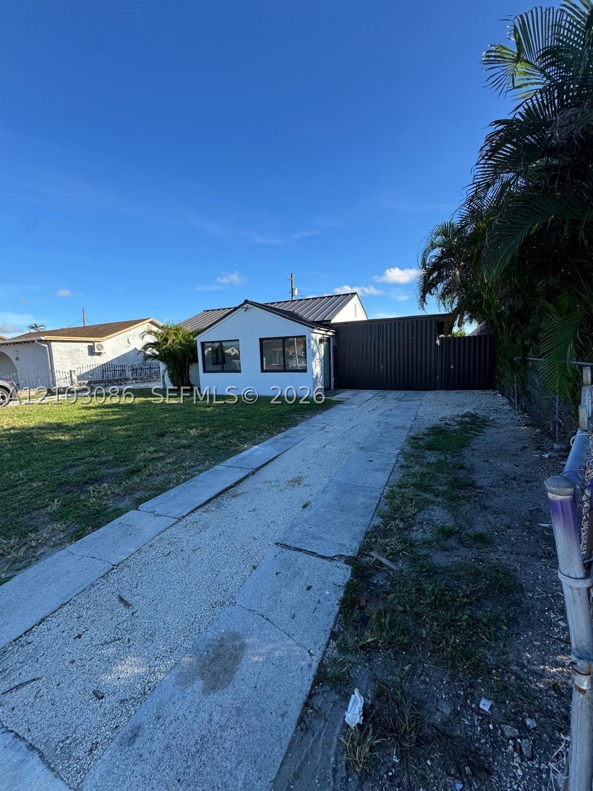 850 SE 2nd Pl