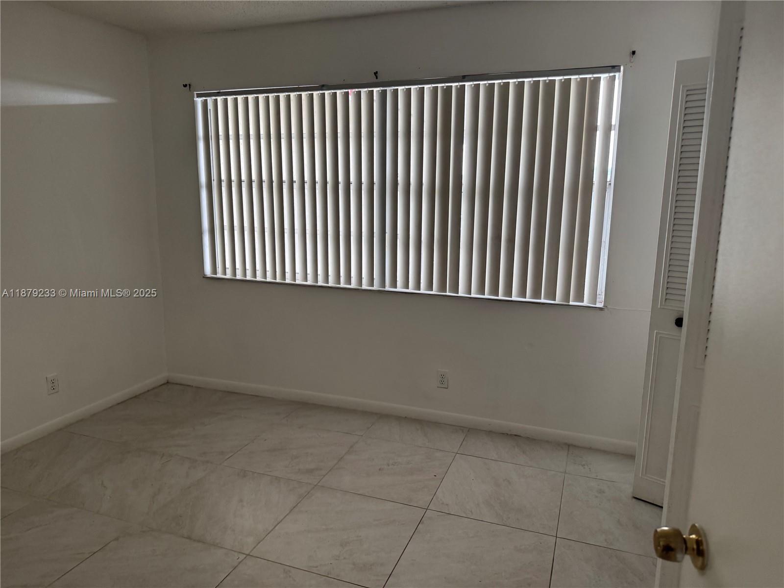 CYPRESS CHASE CONDO NO 6 - Residential Lease