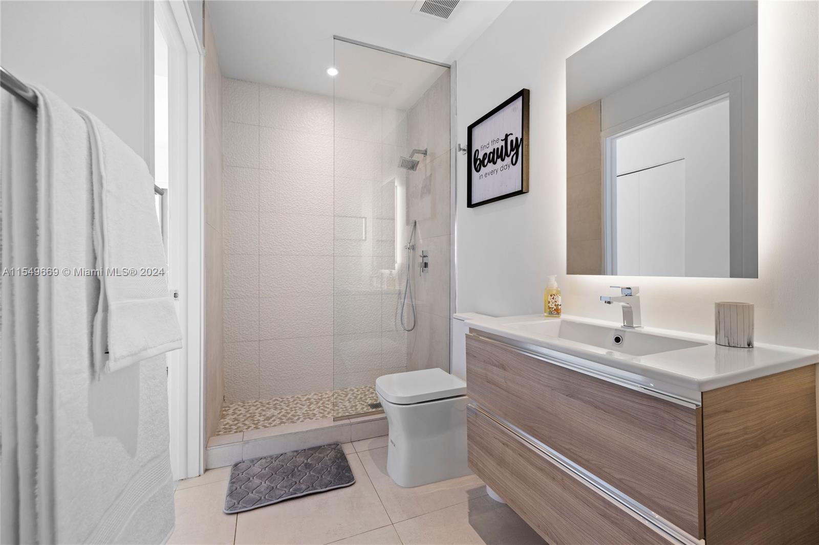 Smart Brickell - Residential Lease