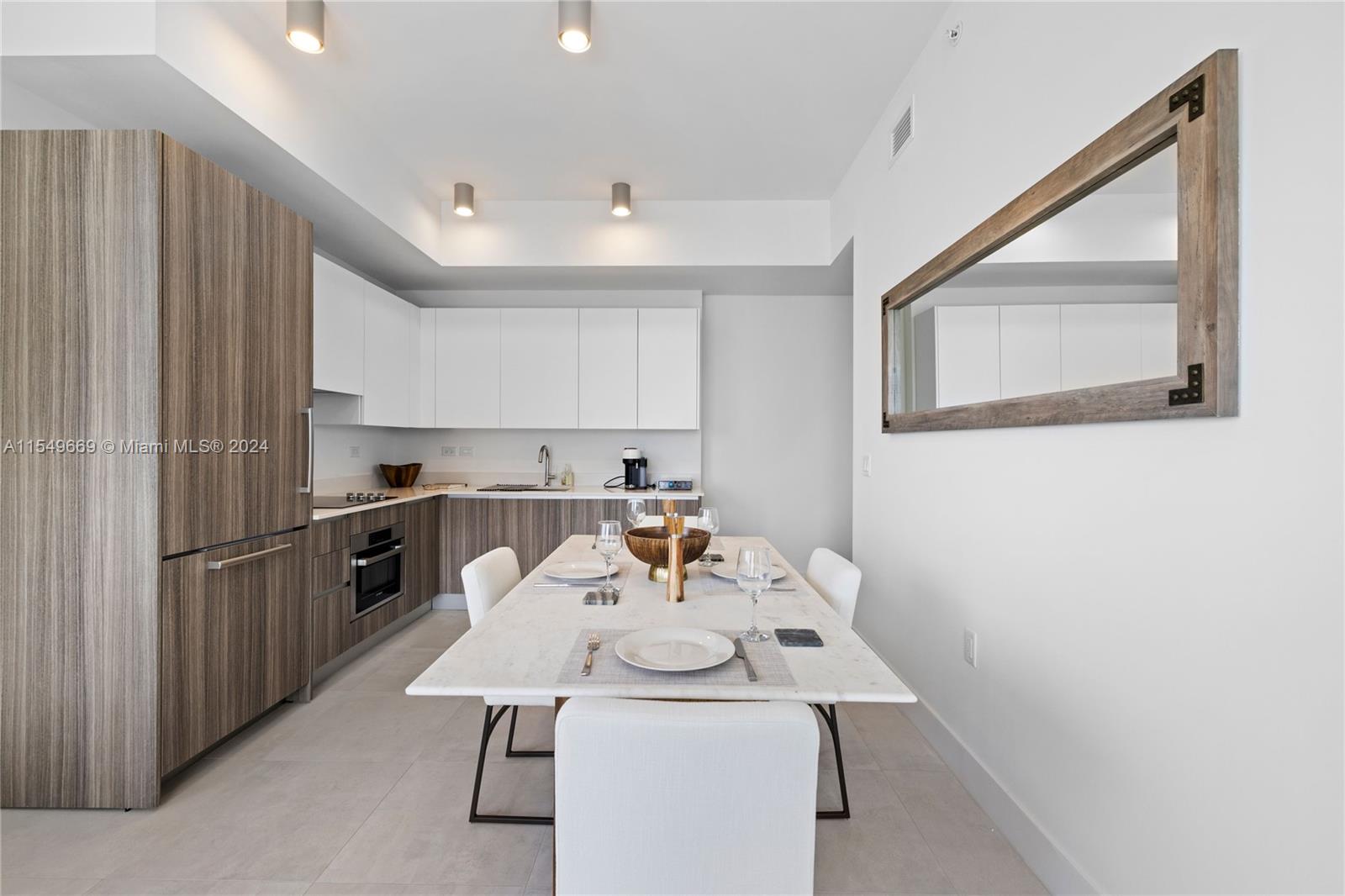 Smart Brickell - Residential Lease