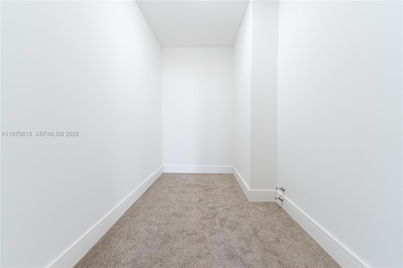 TURNBERRY ISLE SOUTH COND - Residential