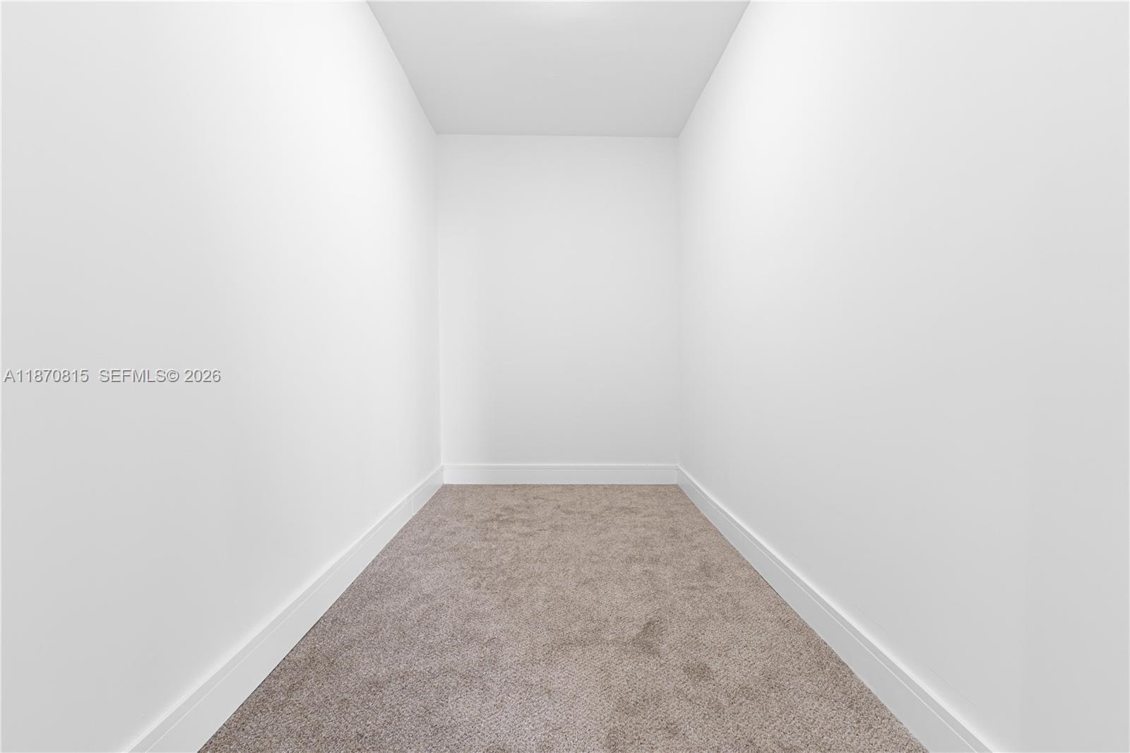 TURNBERRY ISLE SOUTH COND - Residential