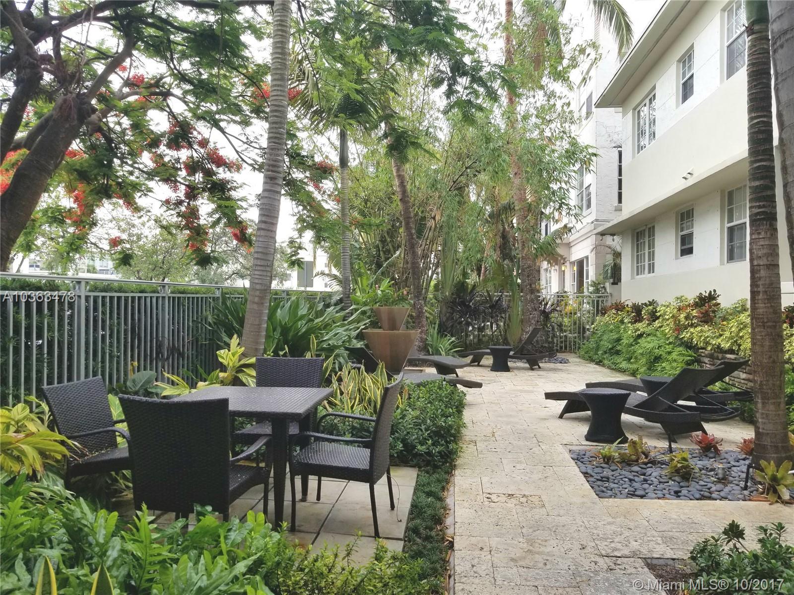 Great location ! Beautiful one bedroom at the retreat . Complete renovated unit with washer and dryer, open kitchen , wood floors and lots of closet. Lushly landscaped, security gated building . Blocks from the ocean, restaurants and stores . Best location in the heart of Miami Beach!