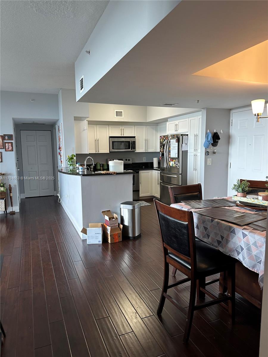 GABLES MARQUIS CONDO - Residential Lease