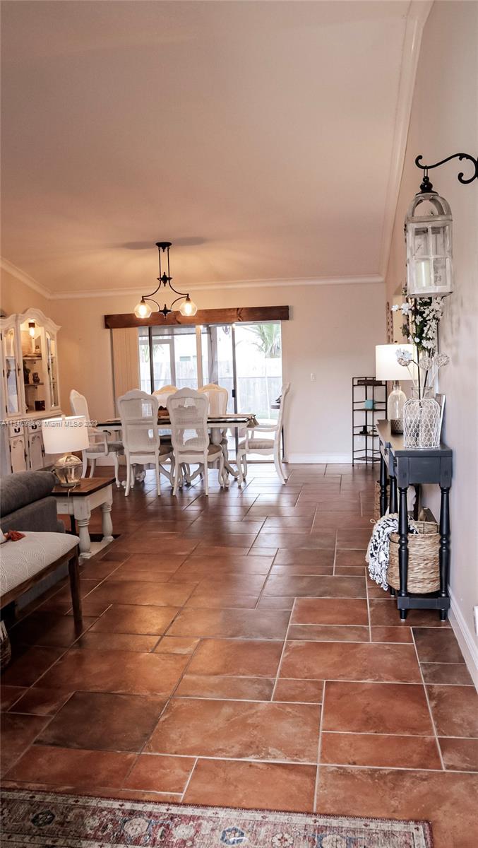 NOB HILL ESTATES 1 SEC - Residential