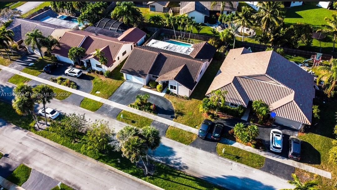 NOB HILL ESTATES 1 SEC - Residential