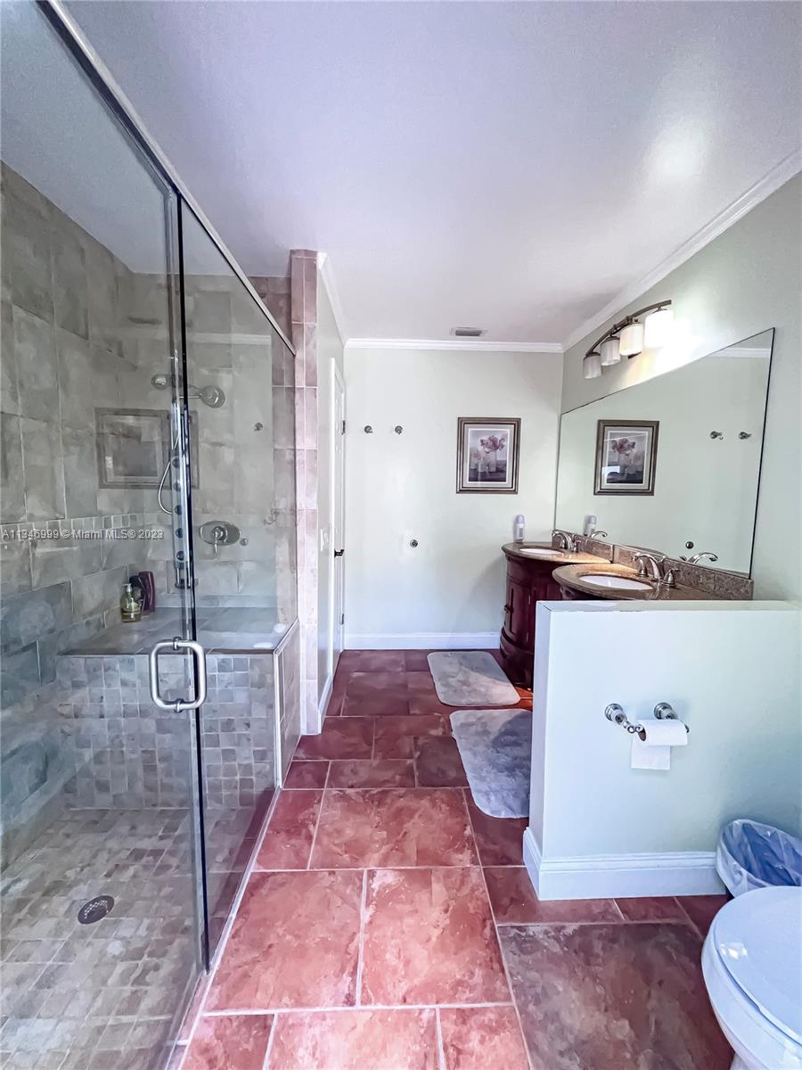 NOB HILL ESTATES 1 SEC - Residential