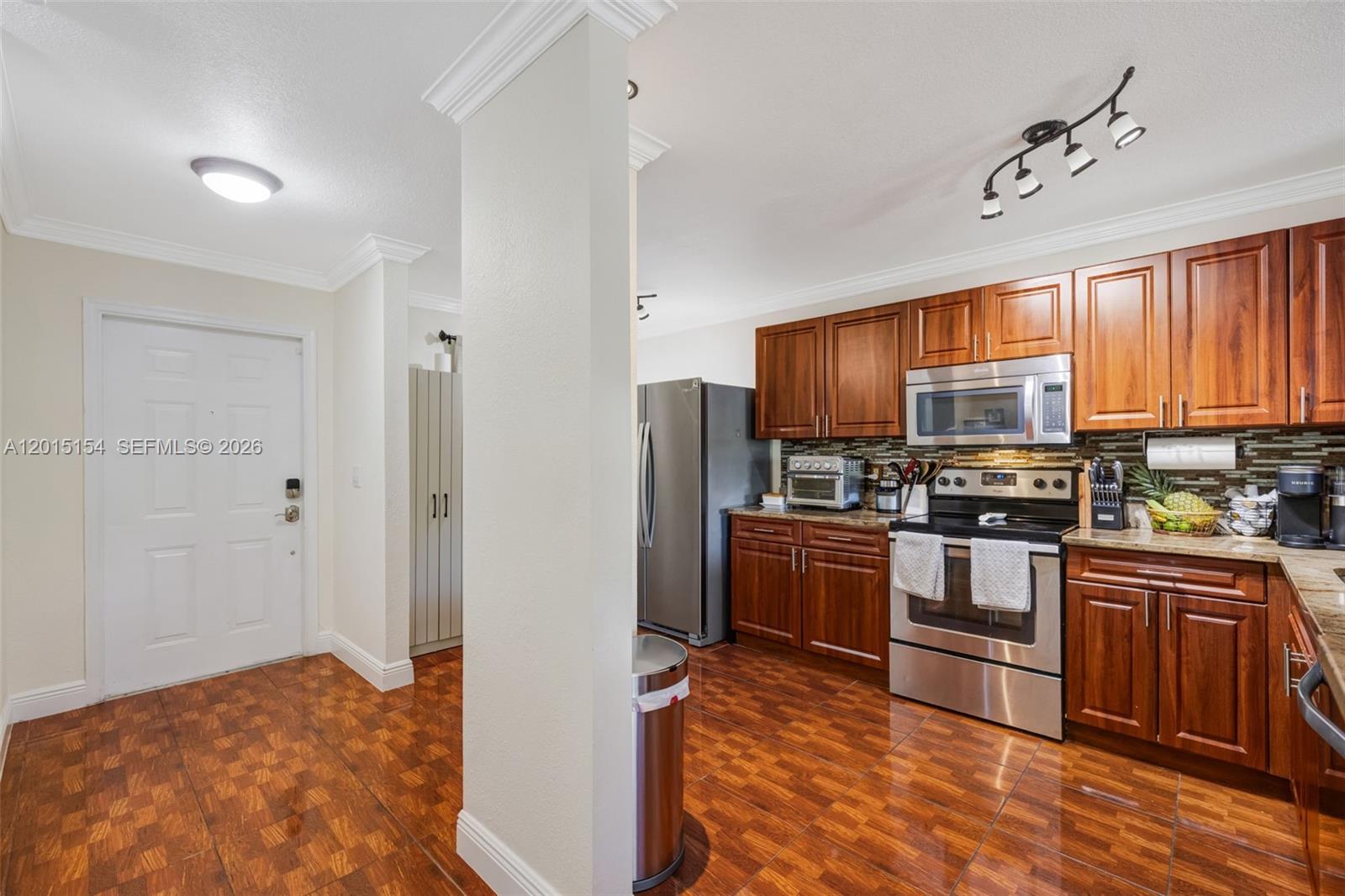 HOME DYNAMICS SUNRISE PLA - Residential