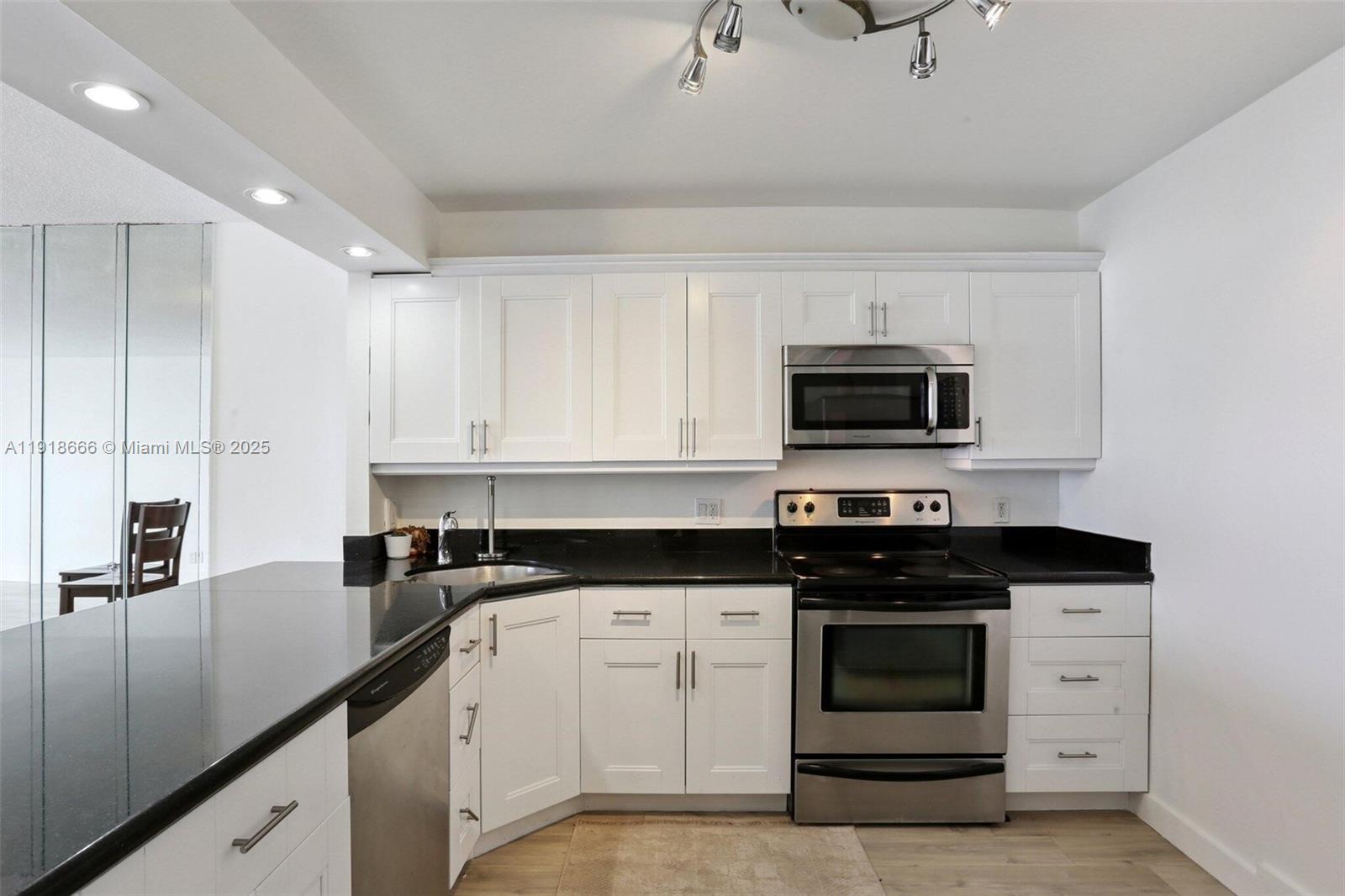 GOLDEN HORN SOUTH CONDO - Residential