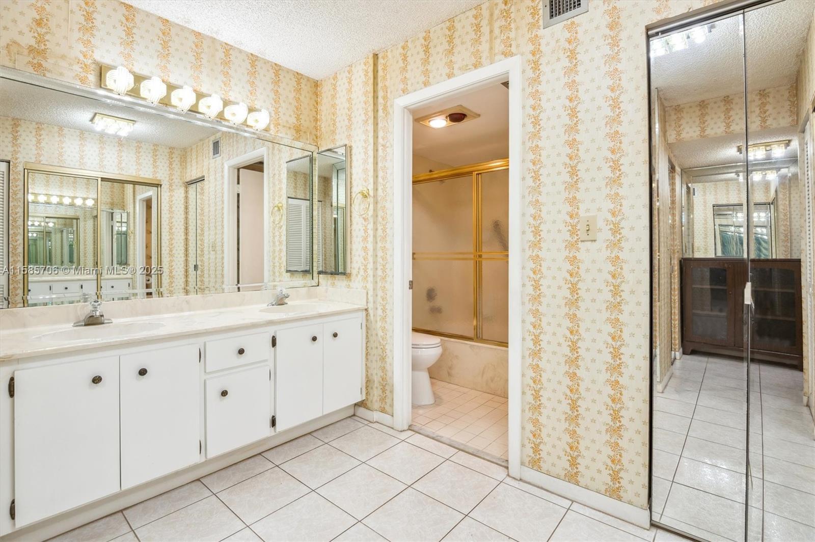 GRANDVIEW AT EMERALD HILLs - Residential