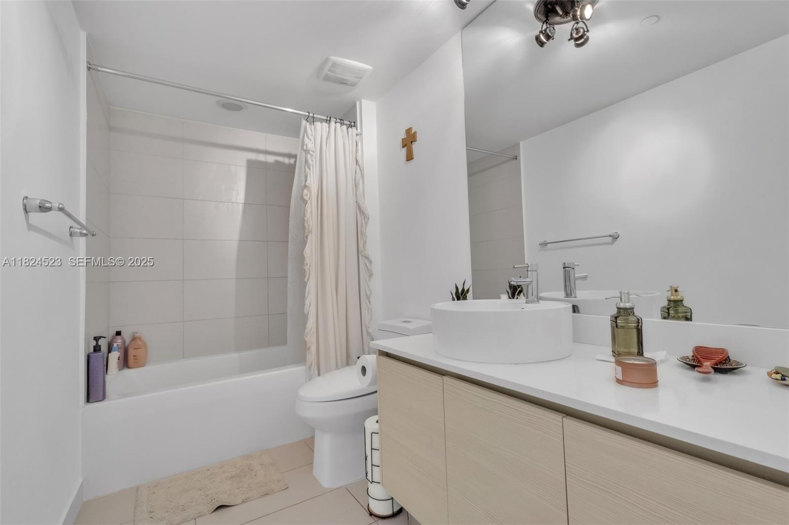 4250 BISCAYNE BOULEVARD C - Residential