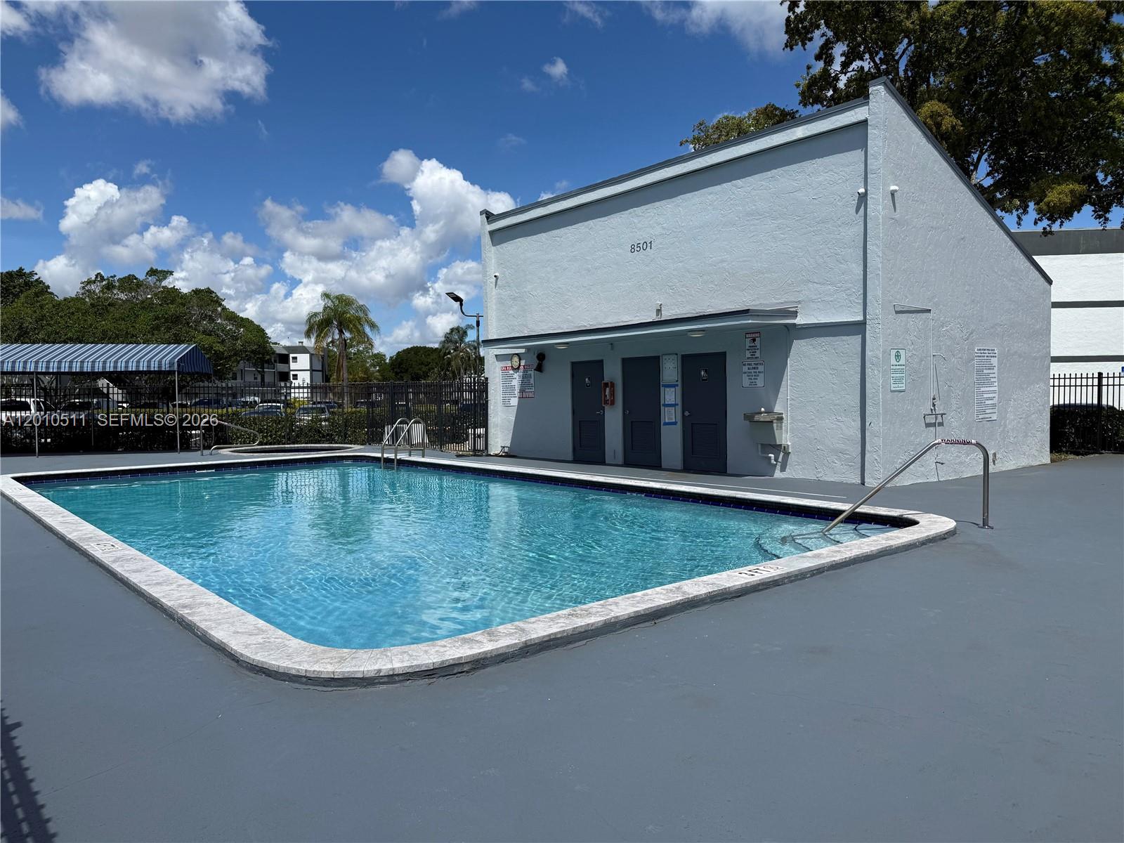 SANDS POINT CONDOMINIUM IV - Residential Lease