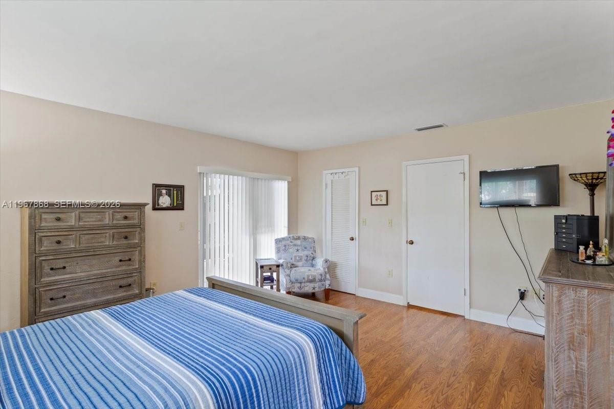 PINE MEADOWS SEC 4 - Residential