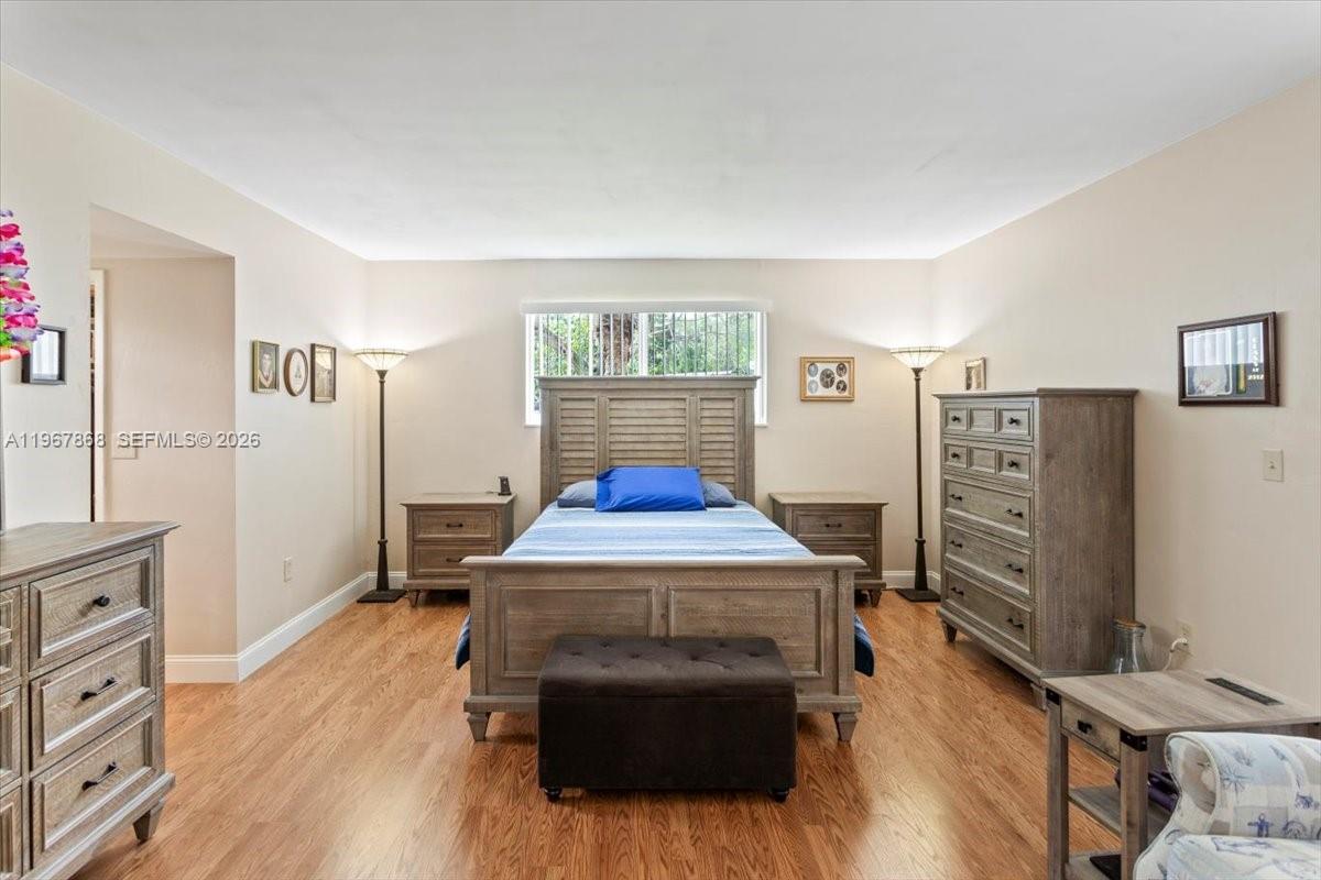 PINE MEADOWS SEC 4 - Residential