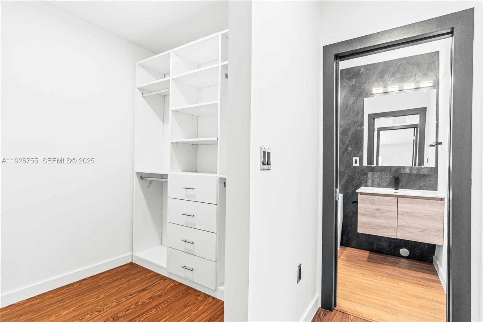 LIN HEIGHTS - Residential