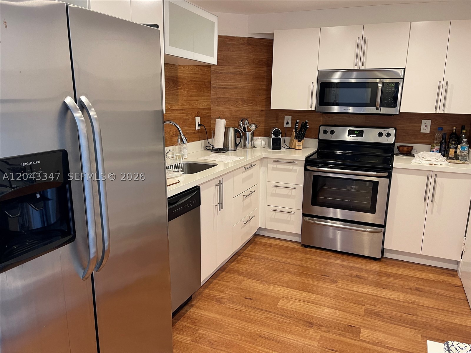 500 Bayview Dr 1719