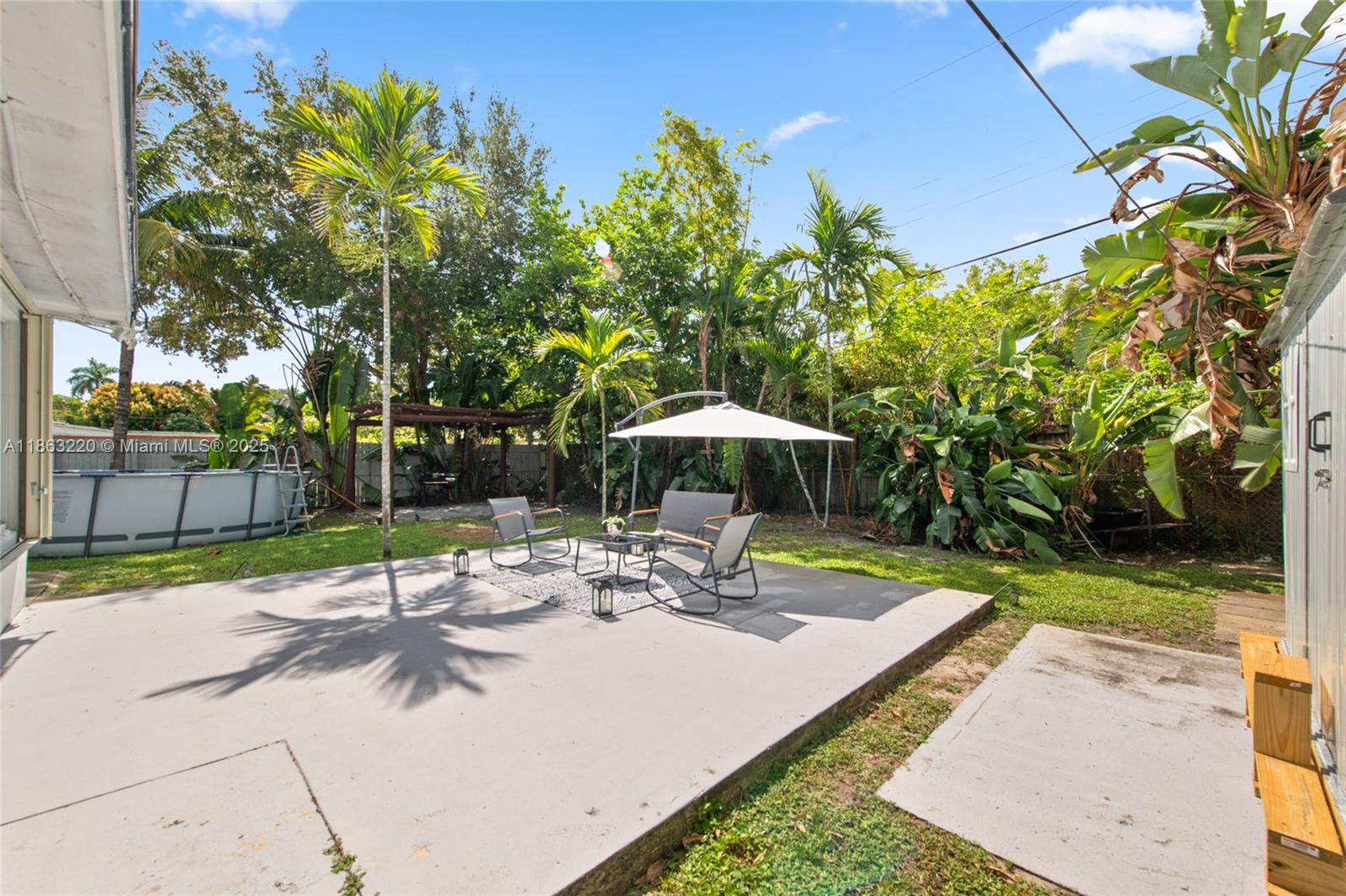 SHERWOOD FOREST - Residential Lease