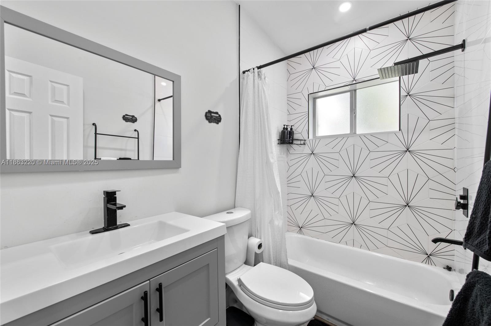 SHERWOOD FOREST - Residential Lease