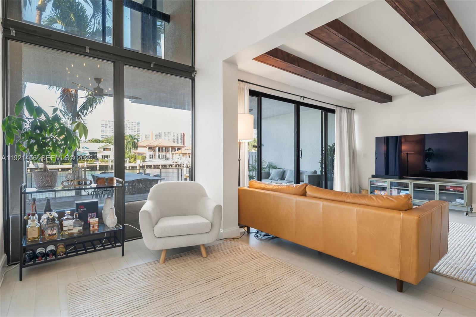 POINCIANA IS YT & RCQ CLU - Residential Lease