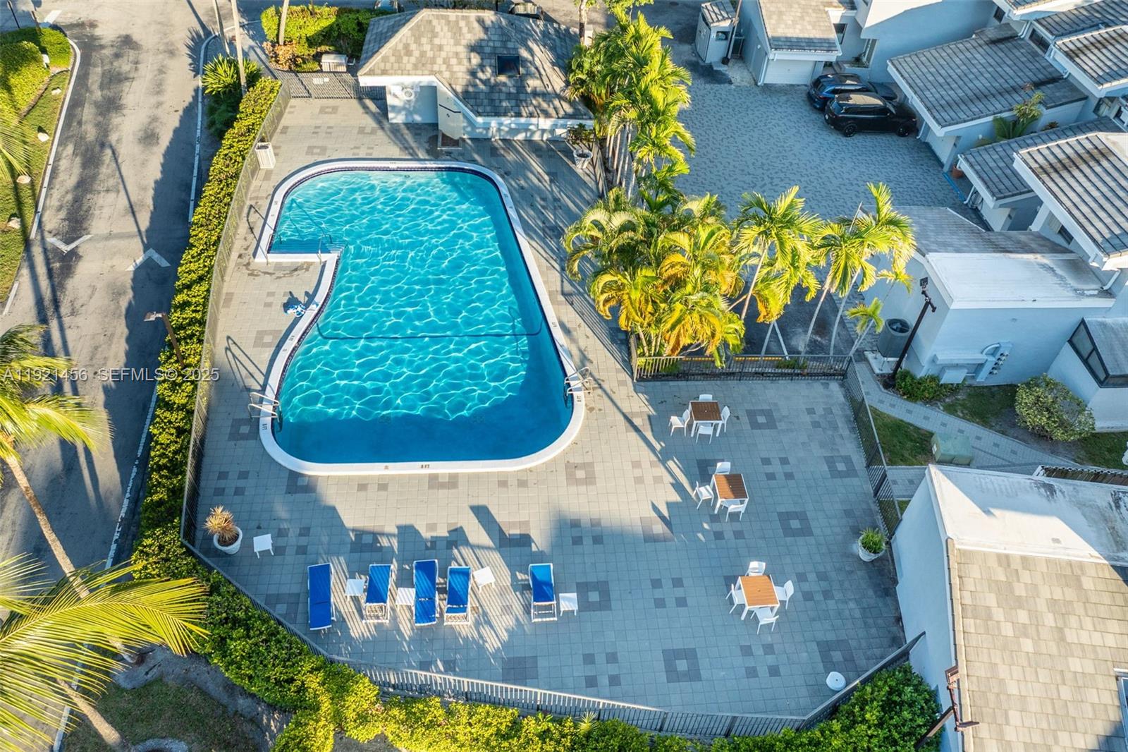 POINCIANA IS YT & RCQ CLU - Residential Lease