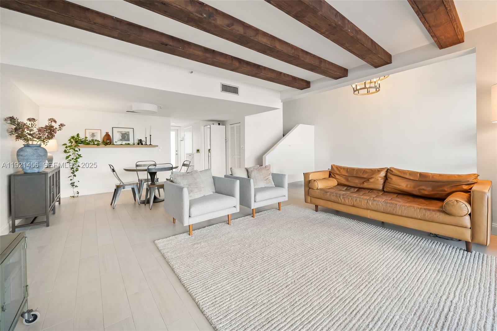 POINCIANA IS YT & RCQ CLU - Residential Lease