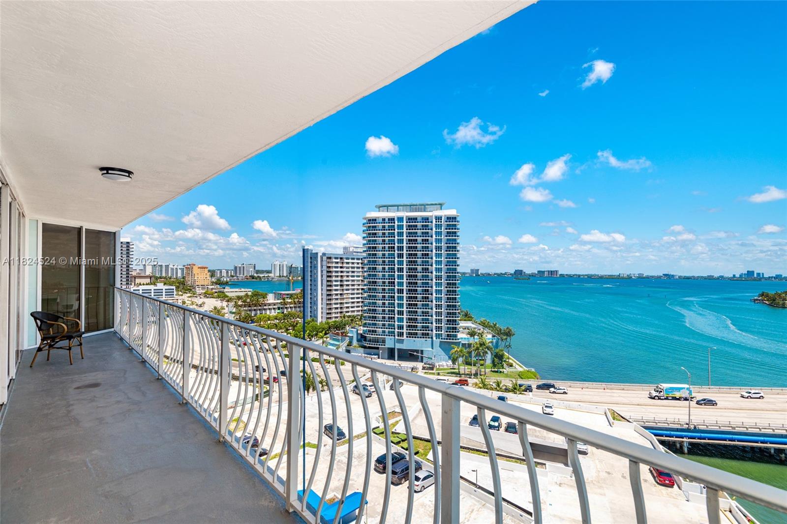 THE GRANDVIEW PALACE COND - Residential