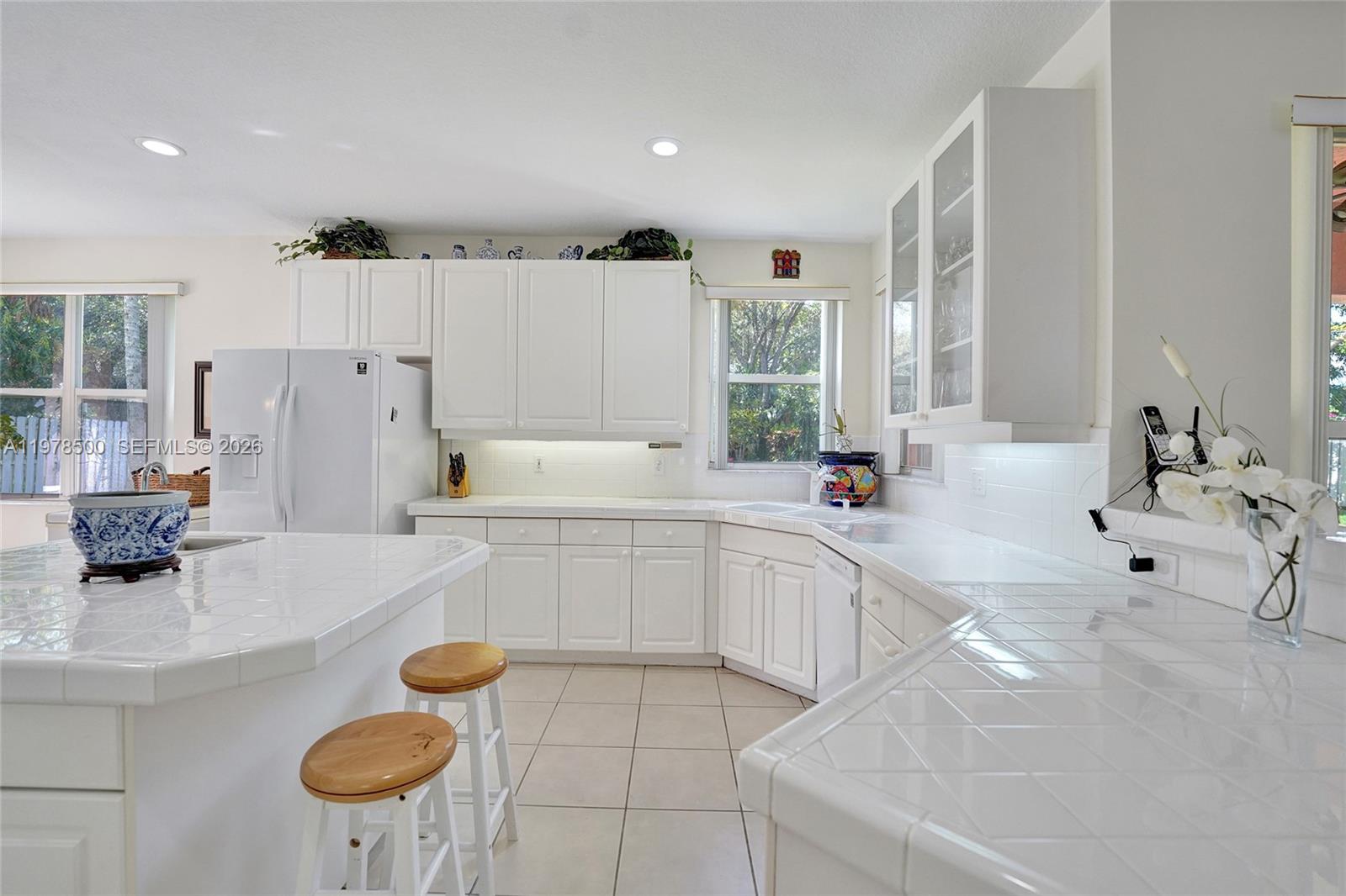 WINDSOR PALMS - Residential